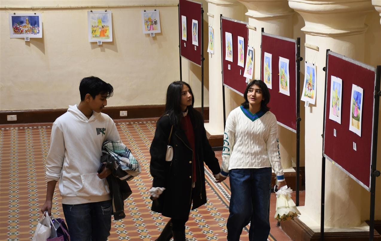 art axibhition in shimla