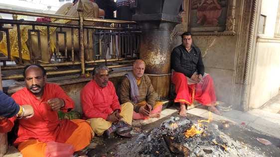 Havan performed in Shri Nayana Devi Ji regarding the incident that happened in Maha Kumbh