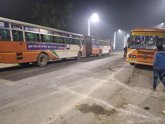 Mahakumbh: As the crowd increased, buses had to be called from Basti and Badaun depots.