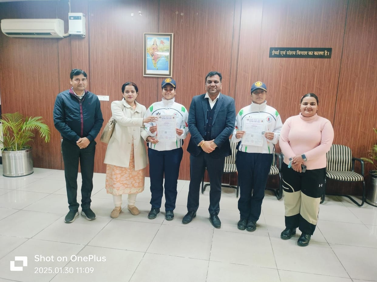 CDLU's NCC cadets Anita and Sakshi became part of the world record of the Prime Minister's rally.