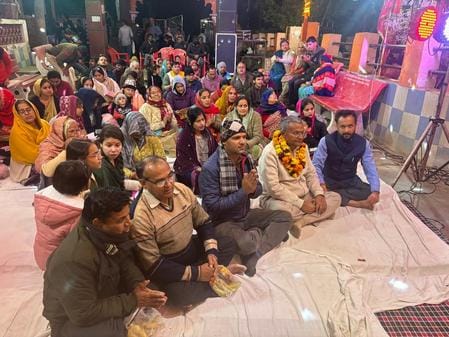 Devotees were mesmerized with bhajans