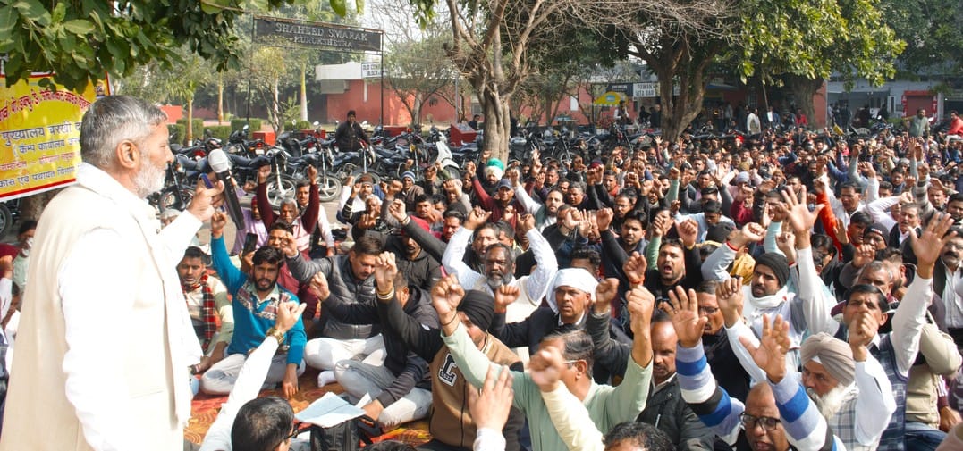 PWD Mechanical Workers Union employees demonstrated