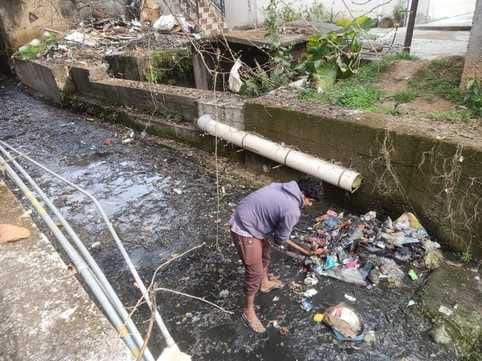 NP Ghumarwin started cleaning the drain, people heaved a sigh of relief