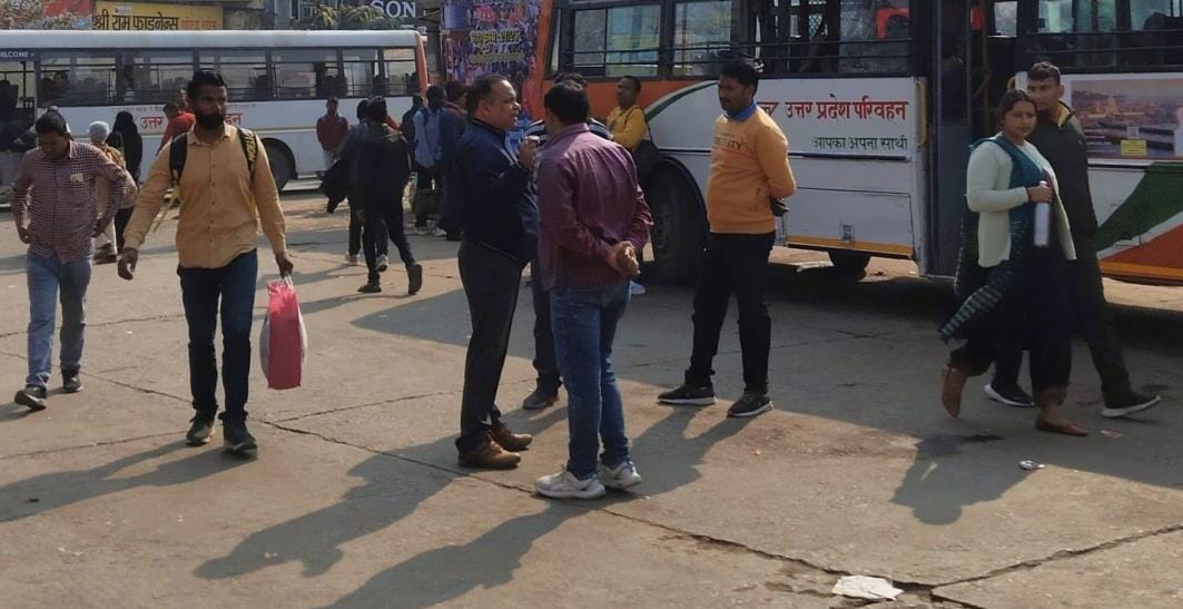 40 buses sent to Prayagraj to bring devotees