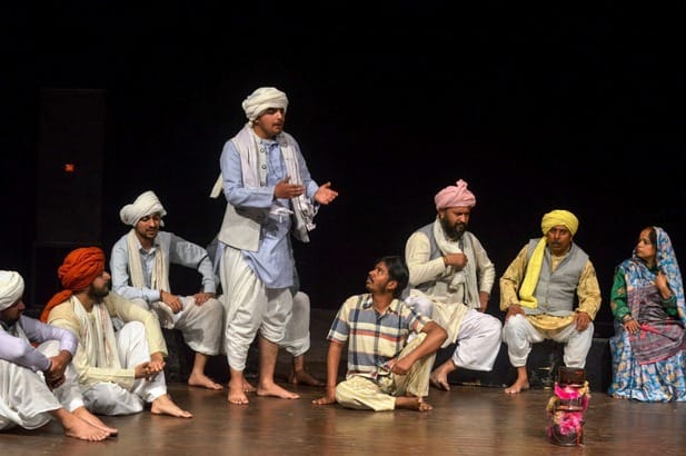 Dharmanagari artists attacked illiteracy by staging Panchlight play