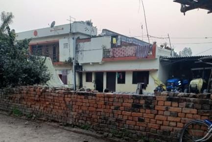 Brother, sister and relative traveling from Prayagraj died in an accident