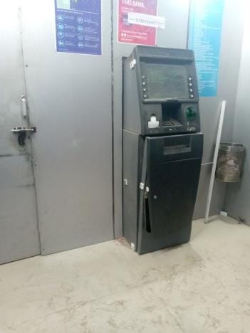 Attempt of Loot in SBI Atm in Chann Aroria