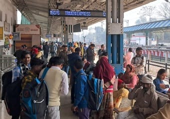 Maha Kumbh Special arrived 23 hours late, Triveni Express departed three hours late
