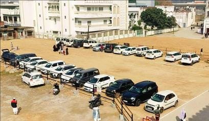 Parking facility started for vehicles of guests visiting Darul Uloom