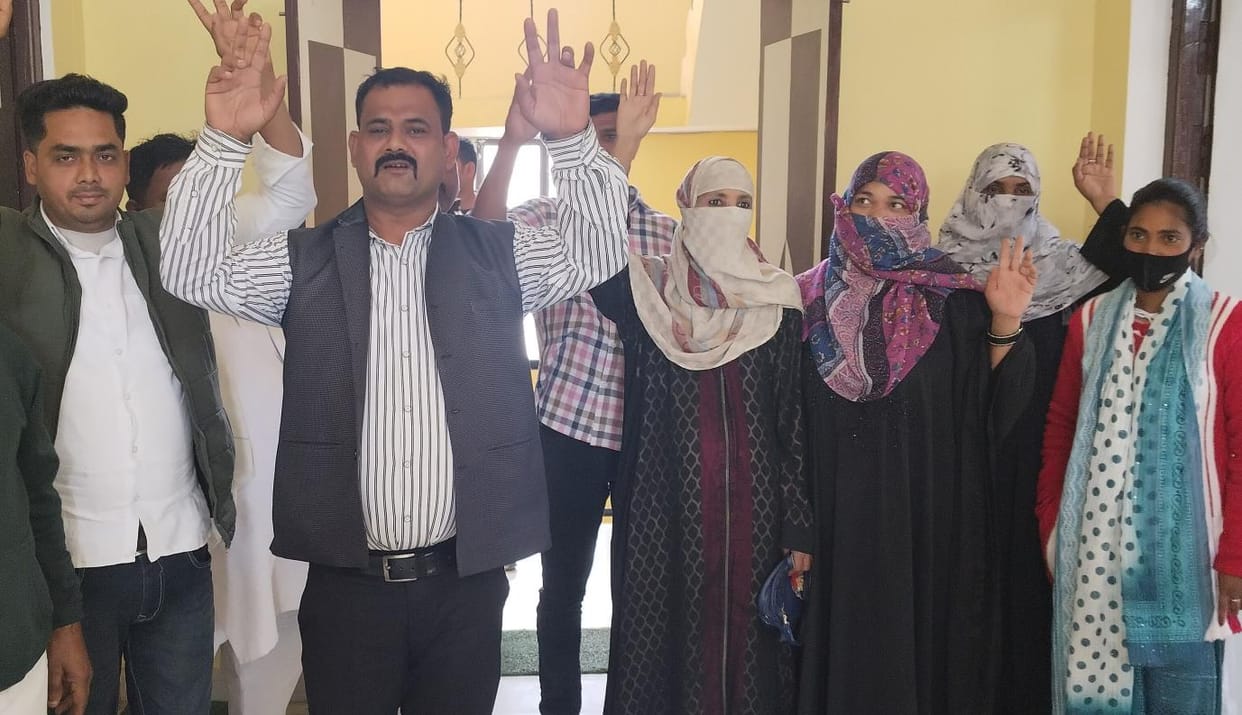 Councilors boycotted the board meeting