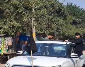 When the farewell was refused, the students took out the cars by blowing horns and did stunts