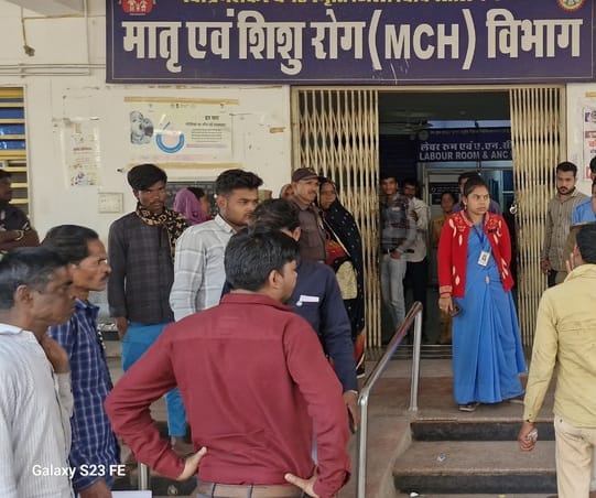 Old man raped teenage girl in damoh news in hindi