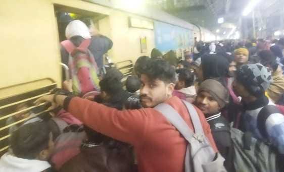 Special trains will run for Prayagraj