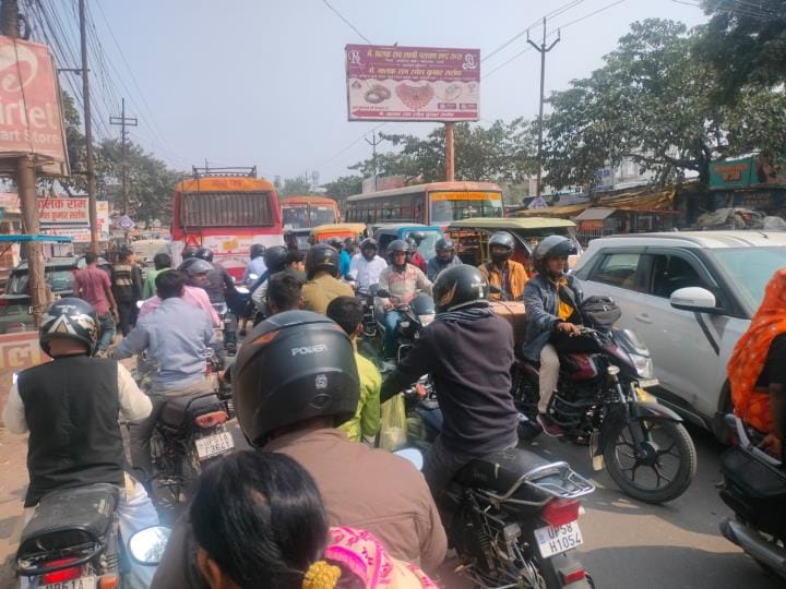 Queue of roadways buses, sweat out of traffic jam