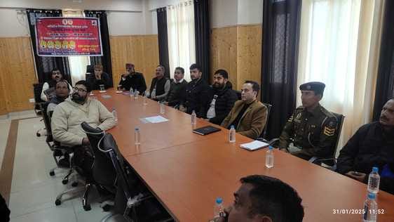 Operators should not overload buses: Sharma