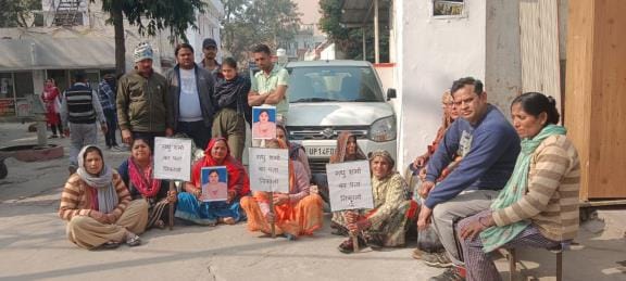 Ruckus at police station for recovery of missing woman