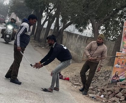 strict action being taken against those who sell drugs but also against those who do not buy them In Rohtak