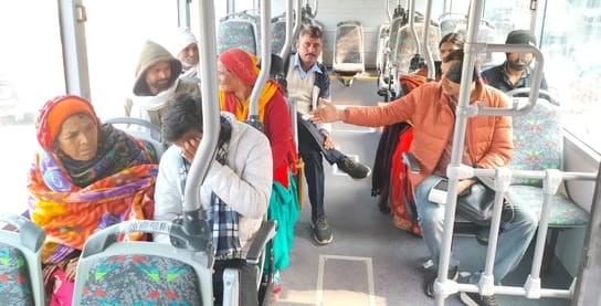 five electric buses of roadways made around 30 rounds from new bus stand to PGI and from PGI to new bus stand In Rohtak