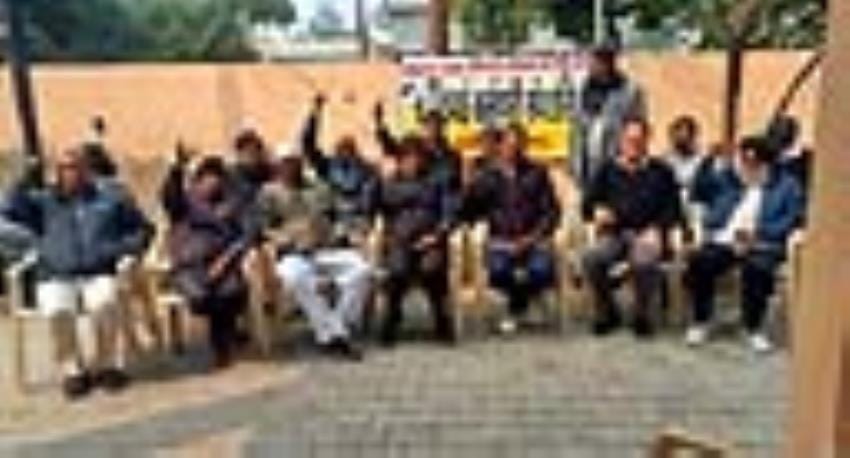 Retired employees union meeting, expressed displeasure over non-implementation of agreed demands