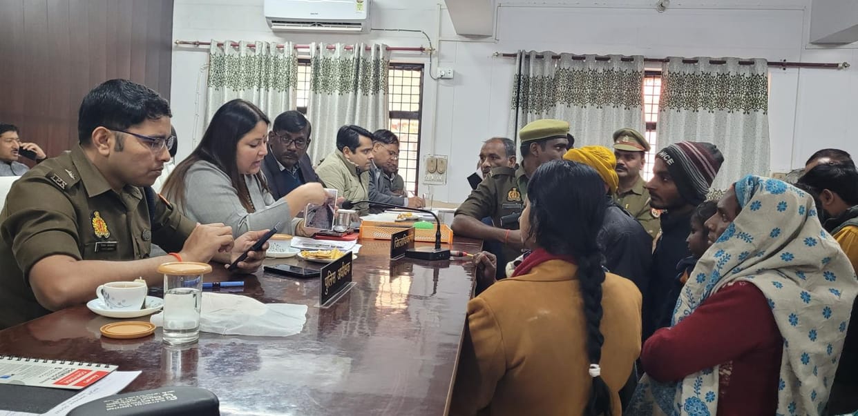 Sir, the police called me to the post and insulted me, now they are threatening me