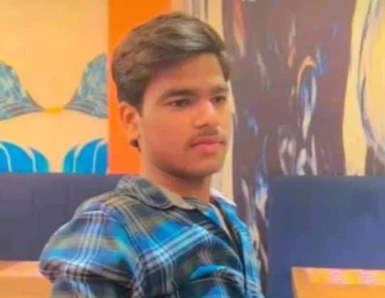 Youth resident of Andani died in an accident in Auraiya