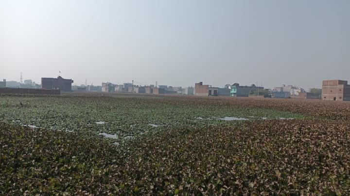 Two thousand population troubled by waterlogging on Dibiyapur bypass