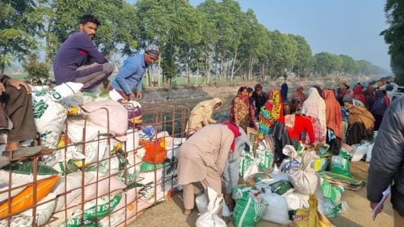 Finally, after the accident, the administration woke up and started the work of building a security wall around the Bhakra bridge.