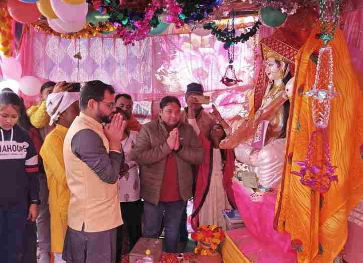 Vasant Panchami celebrated with pomp at many places in the city