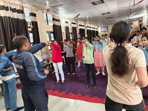 College girls will learn self defense techniques for in Narnaul
