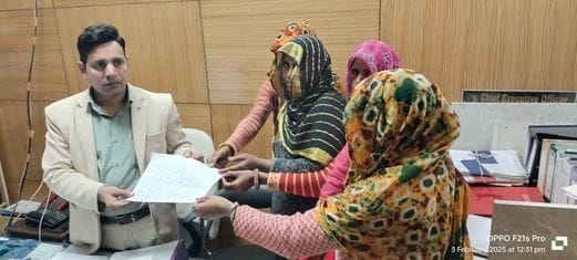 MNREGA workers expressed their displeasure over getting the work done through bulldozer