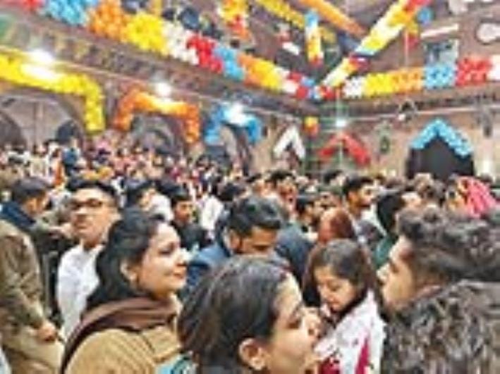 Delhi se aae shraddhaalu ko aaya haartataik, do behosh