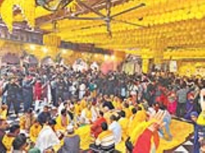 mandiron mein uda gulaal... braj kee vishv vikhyaat holee ka aagaaj