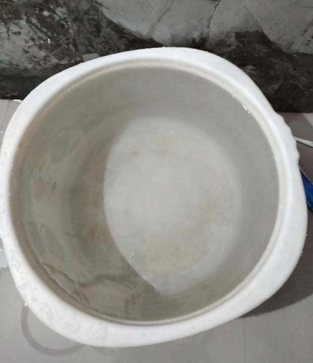 Contaminated water supply in homes, people worried