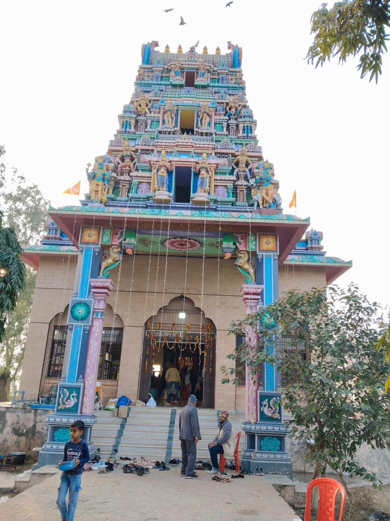 Fair organized in Saraswati Mata temple on Vasant Panchami, devotees flocked throughout the day