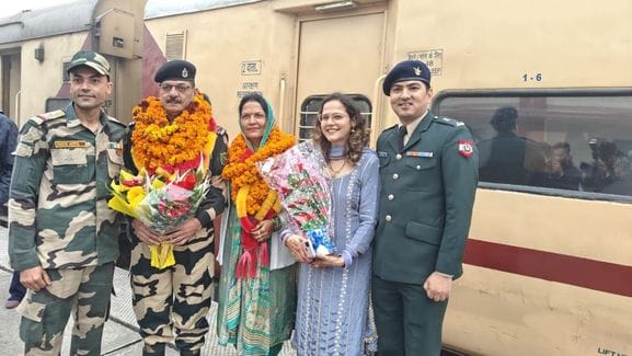 Sub Inspector Shakti Singh retired from BSF after 39 years