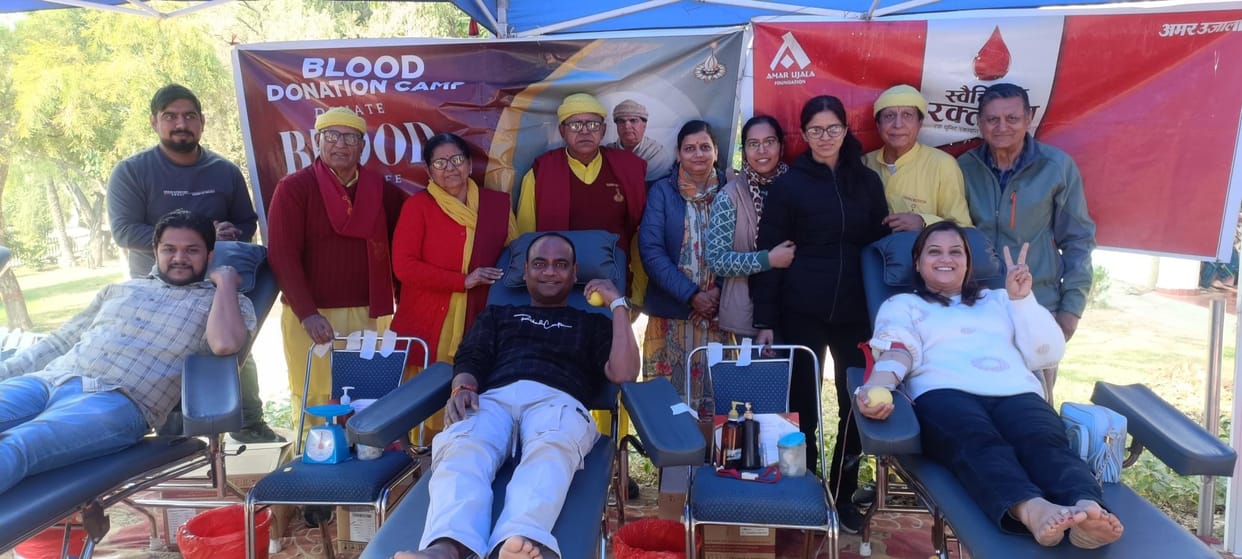 29 devotees donated blood in Shri Mata Mansa Devi Temple