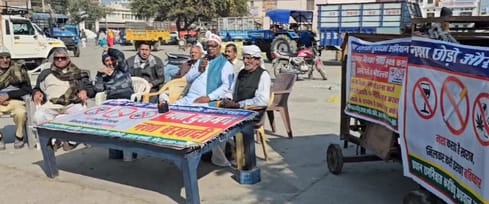 Ramniwas Karasindhu is awakening people to give up drug addiction.