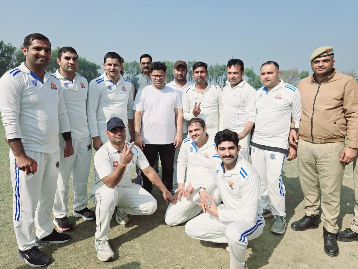 Amroha Police defeated Journalist XI by 71 runs