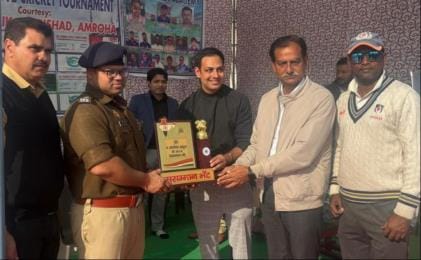 Bajaj Bulls team became champion, Manit Player of the Tournament