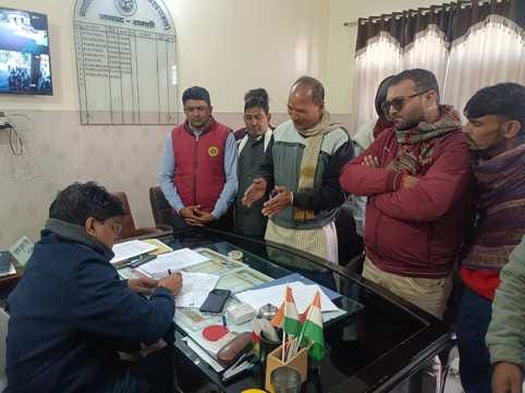 There was a ruckus over throwing away the Vasant kept in the premises of Panchayat Bhawan