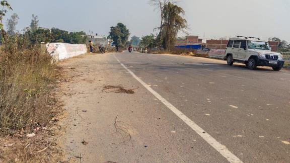 Highway construction completed on paper, even after four years the tracks were not built and the potholes were not filled.