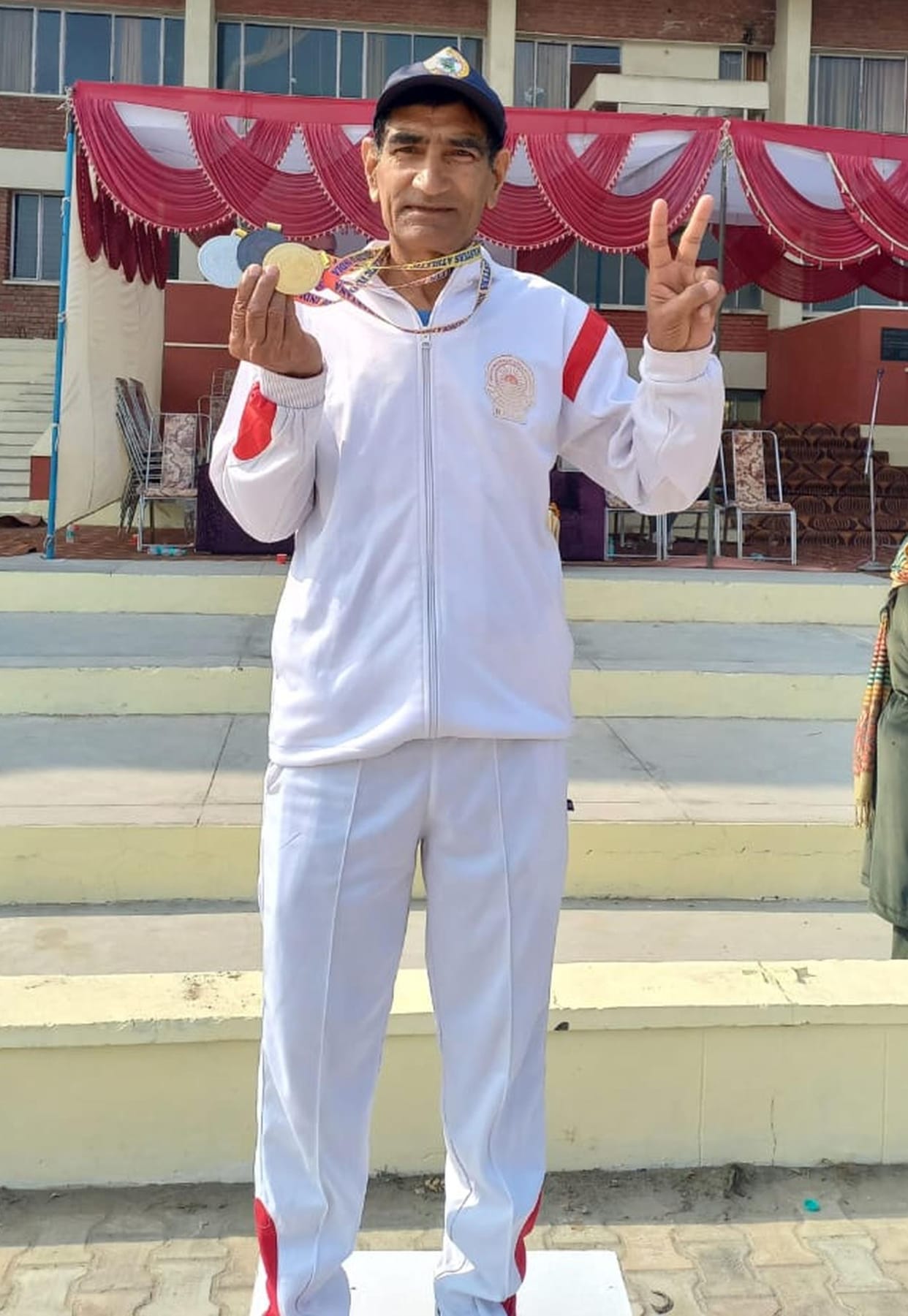 Senior runner Jaikumar won three medals