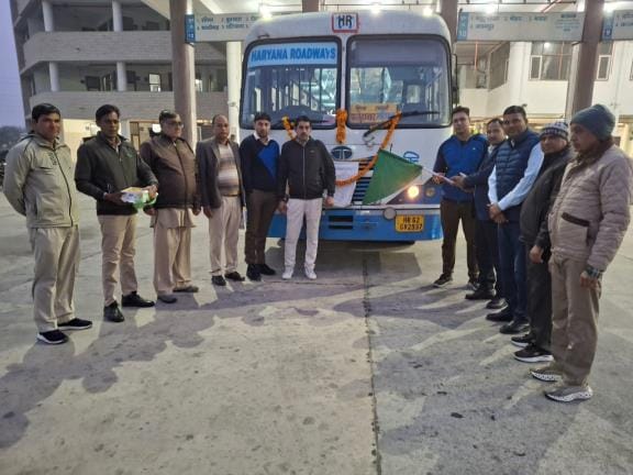 Finally the bus service from Fatehabad to Bathinda started in the morning.