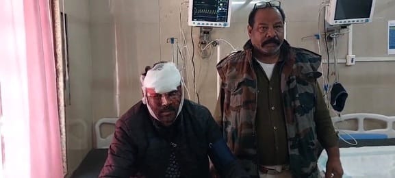 Damoh Woman robbed in Vindhyachal Express, one accused fell down while running in moving train