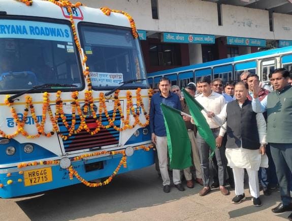 25 pilgrims left from the district to take a dip in Kumbh on the first day