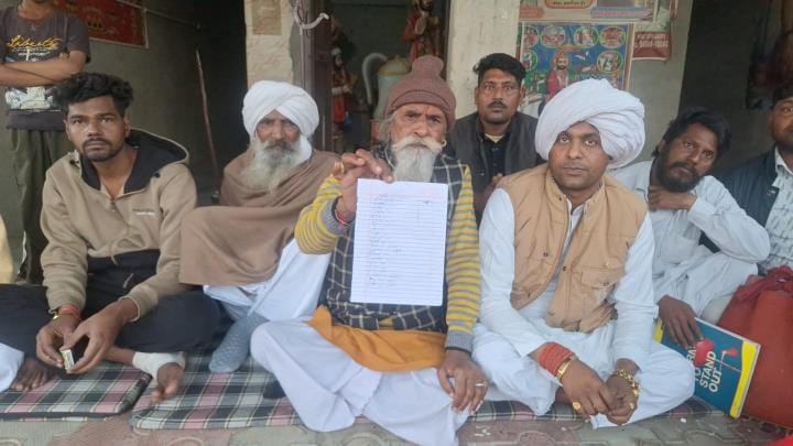 Nath community shut down hookahs of two drug selling families