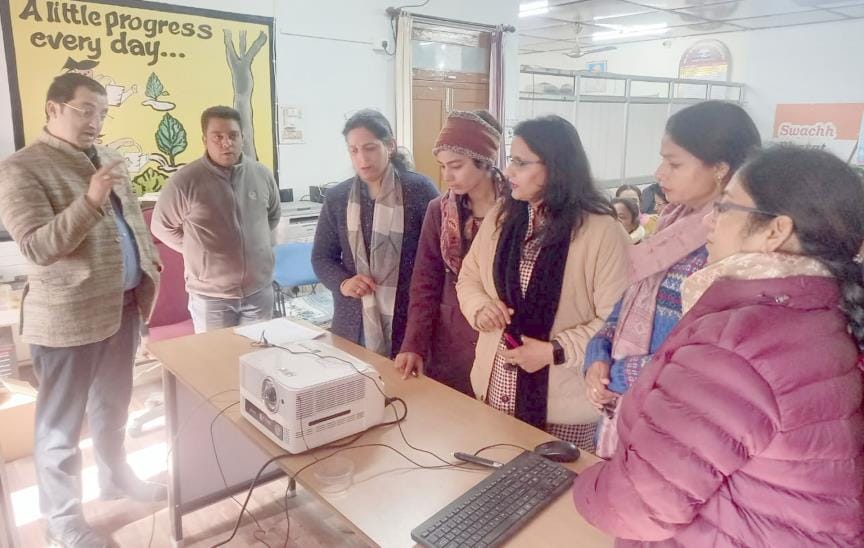 Teachers need computer knowledge: Vishal