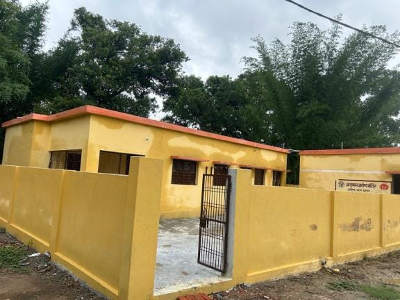 Neither land was found nor health sub-centre started in rented building.