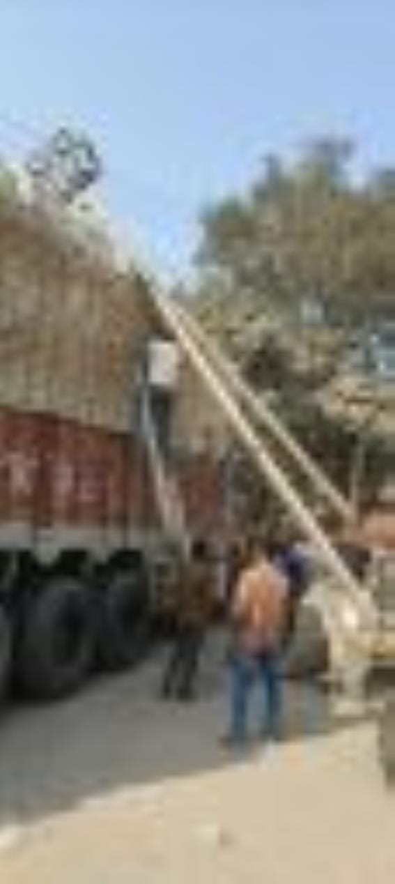 Electric pole fell on moving truck, accident averted
