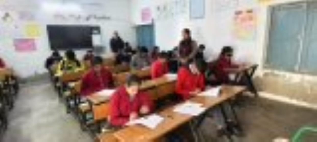 2566 students took the exam for Super 100 at 10 centers.